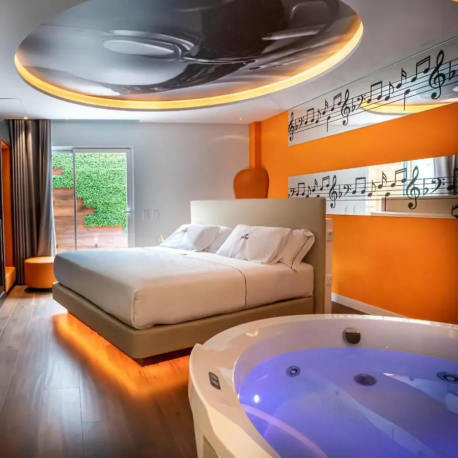 ** بيت الحب Hotel Avenue - Lovely Hotel مدريد إسبانيا