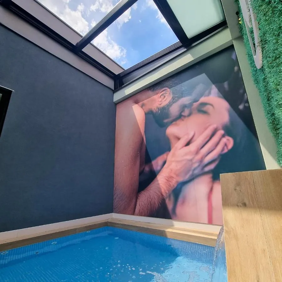 ** Love hotel Hotel Avenue - Lovely Hotel Madrid Spain