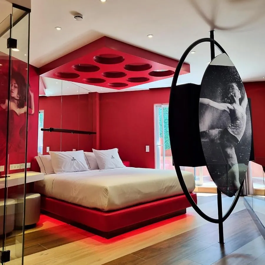 Hotel Avenue - Lovely Hotel Madrid Love hotel